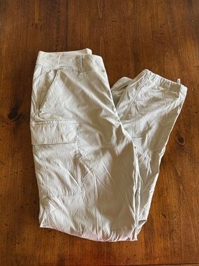 Athleta Trekkie Utility Cargo Pant Size 8